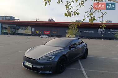 Лифтбек Tesla Model S 2022 в Киеве