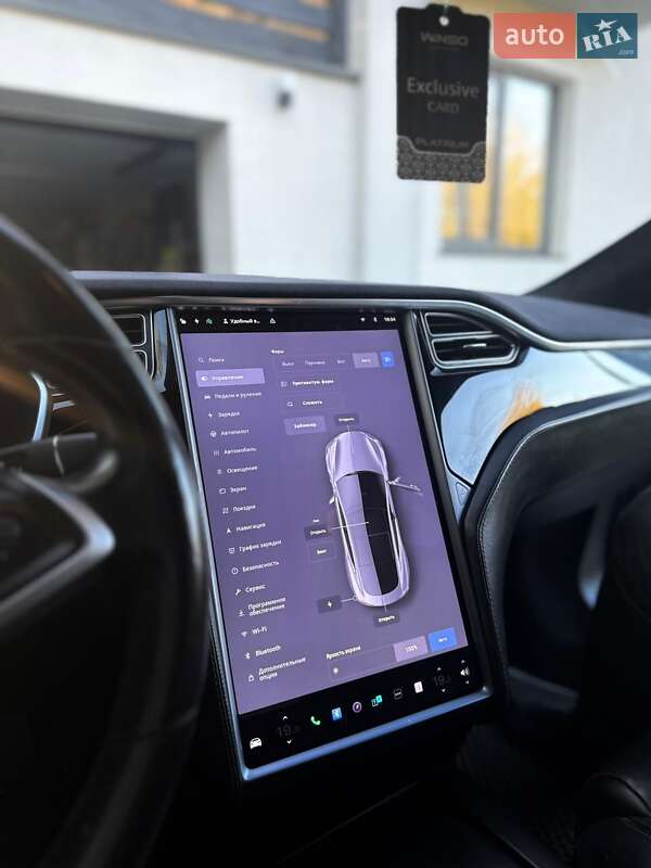 Лифтбек Tesla Model S 2015 в Львове