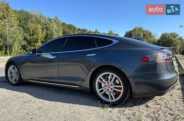 Лифтбек Tesla Model S 2014 в Днепре