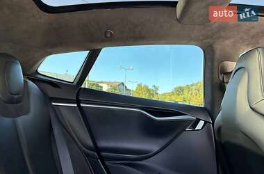 Лифтбек Tesla Model S 2014 в Днепре