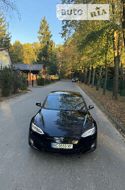 Ліфтбек Tesla Model S 2014 в Львові