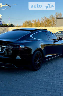 Ліфтбек Tesla Model S 2014 в Зборові