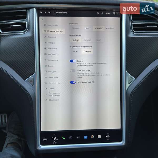 Ліфтбек Tesla Model S 2016 в Львові