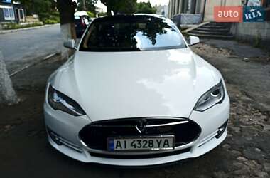 Лифтбек Tesla Model S 2013 в Белой Церкви