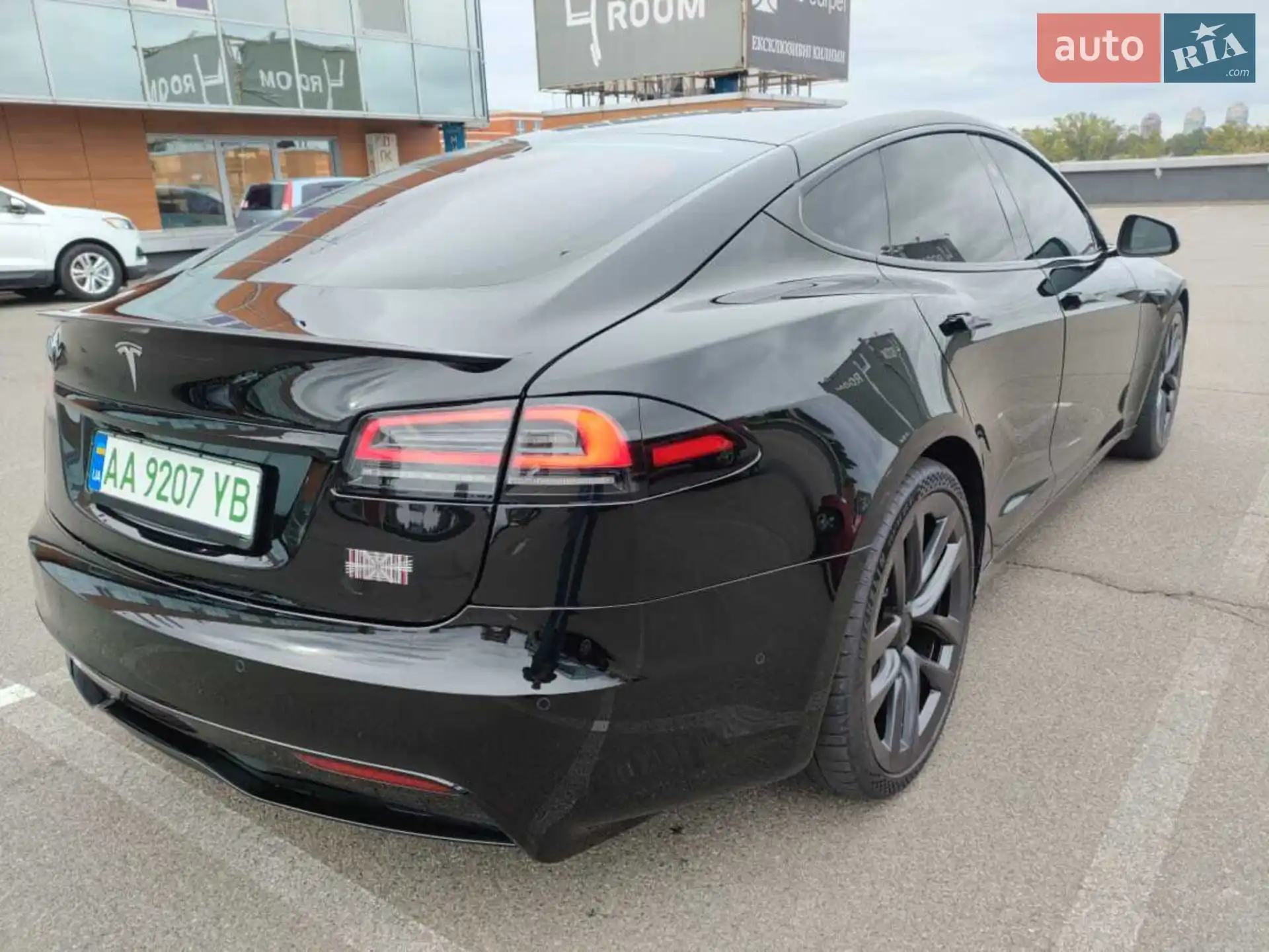 2022 Tesla Model S - мініатюра 13