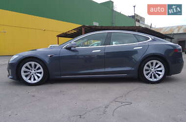 Ліфтбек Tesla Model S 2017 в 