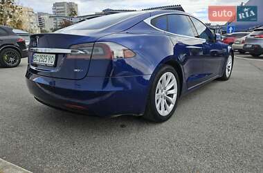 Лифтбек Tesla Model S 2016 в Львове