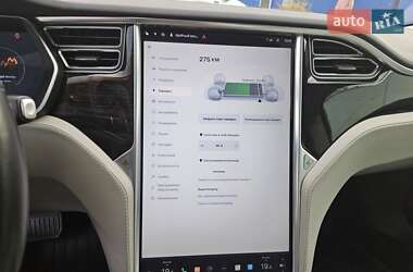 Лифтбек Tesla Model S 2016 в Львове