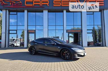 Лифтбек Tesla Model S 2016 в Киеве