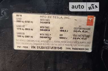 Лифтбек Tesla Model S 2018 в Одессе