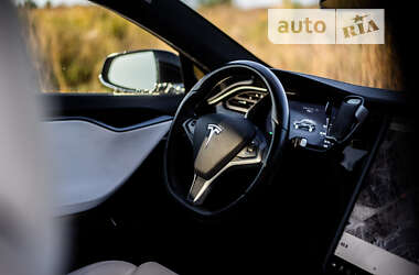 Ліфтбек Tesla Model S 2018 в Рівному