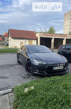 Ліфтбек Tesla Model S 2016 в Хмельницькому