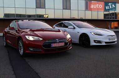 Ліфтбек Tesla Model S 2014 в Києві