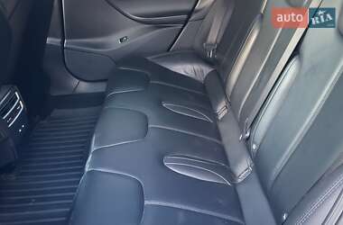 Лифтбек Tesla Model S 2017 в 