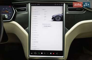 Лифтбек Tesla Model S 2018 в Киеве