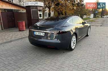 Лифтбек Tesla Model S 2016 в Красилове