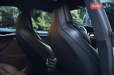 Лифтбек Tesla Model S 2017 в 