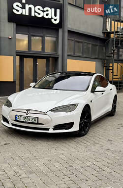 Ліфтбек Tesla Model S 2013 в Коломиї