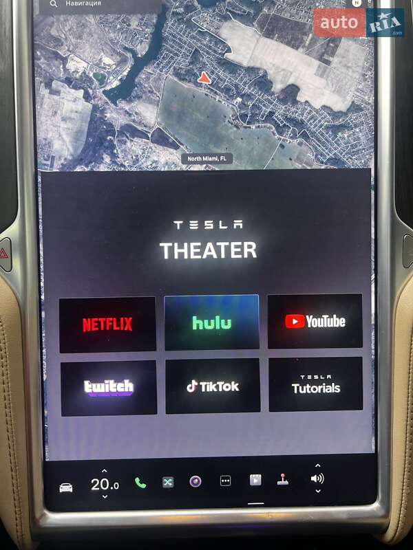 Лифтбек Tesla Model S 2015 в Киеве
