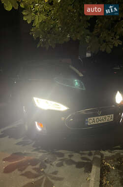 Лифтбек Tesla Model S 2013 в Киеве