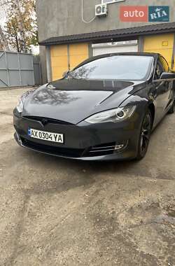 Ліфтбек Tesla Model S 2016 в Харкові