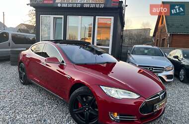 Лифтбек Tesla Model S 2014 в Коломые