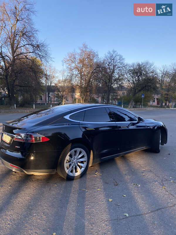 Лифтбек Tesla Model S 2014 в Кропивницком фото 2 Лифтбек Tesla Model S 2014 в Кропивницком
