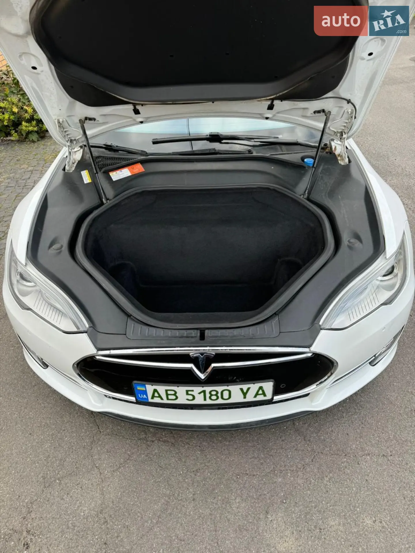 2014 Tesla Model S - мініатюра 2