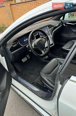 Ліфтбек Tesla Model S 2014 в Вінниці