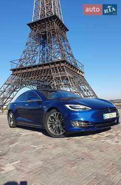 Ліфтбек Tesla Model S 2018 в Харкові