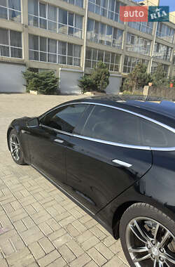 Ліфтбек Tesla Model S 2015 в 