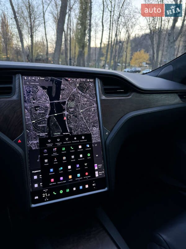 Лифтбек Tesla Model S 2020 в Киеве