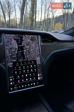 Лифтбек Tesla Model S 2020 в 