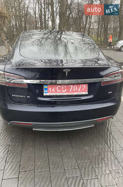 Лифтбек Tesla Model S 2014 в Ивано-Франковске