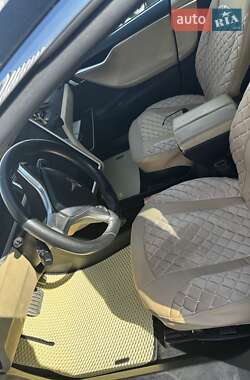 Ліфтбек Tesla Model S 2012 в Києві