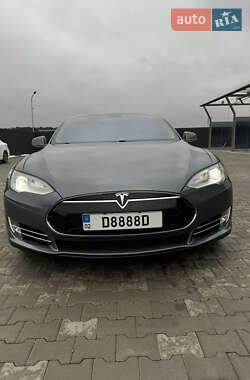 Лифтбек Tesla Model S 2014 в Хмельницком