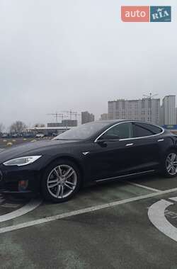 Лифтбек Tesla Model S 2014 в Киеве