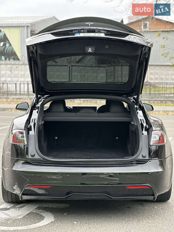Ліфтбек Tesla Model S 2021 в Києві