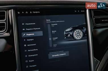 Ліфтбек Tesla Model S 2016 в Рівному