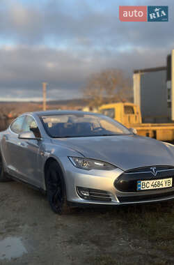 Лифтбек Tesla Model S 2013 в 
