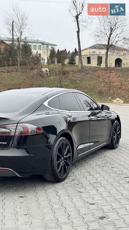 Ліфтбек Tesla Model S 2014 в Зборові