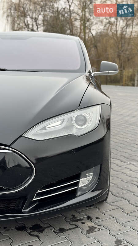 Ліфтбек Tesla Model S 2014 в Зборові