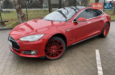 Ліфтбек Tesla Model S 2013 в Стрию