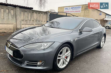 Лифтбек Tesla Model S 2013 в Полтаве