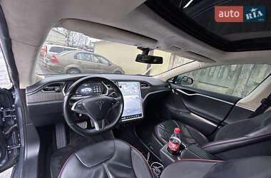 Лифтбек Tesla Model S 2013 в Полтаве