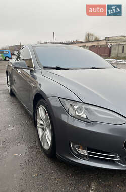 Лифтбек Tesla Model S 2013 в Полтаве