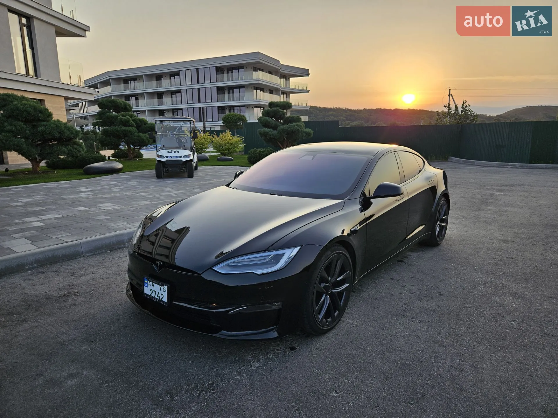 2021 Tesla Model S - фото 1