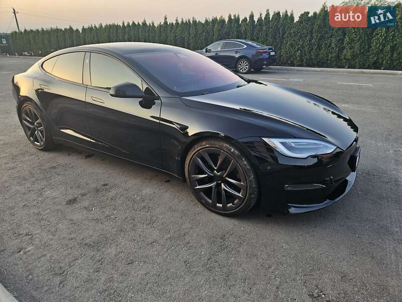 Лифтбек Tesla Model S 2021 в Киеве
