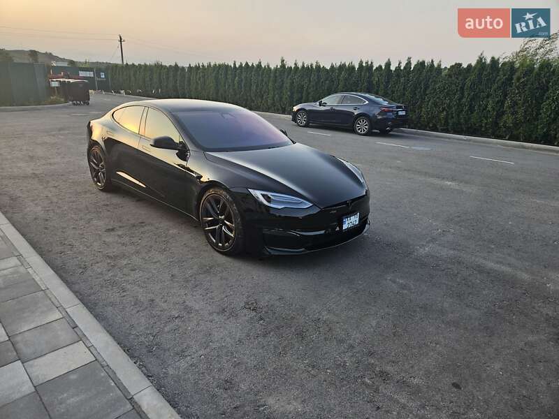 Лифтбек Tesla Model S 2021 в Киеве