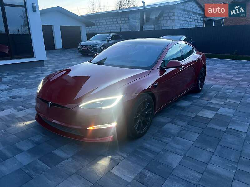Лифтбек Tesla Model S 2022 в Одессе